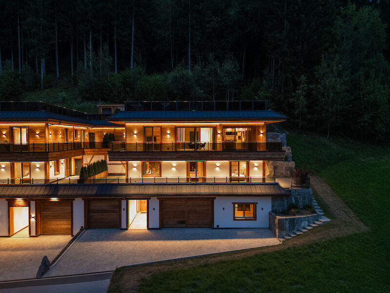 Einfamilienhaus Neubau mit Pool auf der Sonnseite, Kitzbühel nähe