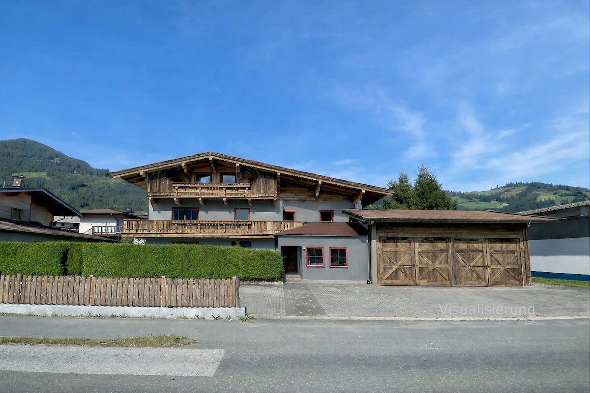 Apartment building with 4 apartments and large garage - storage - workshop