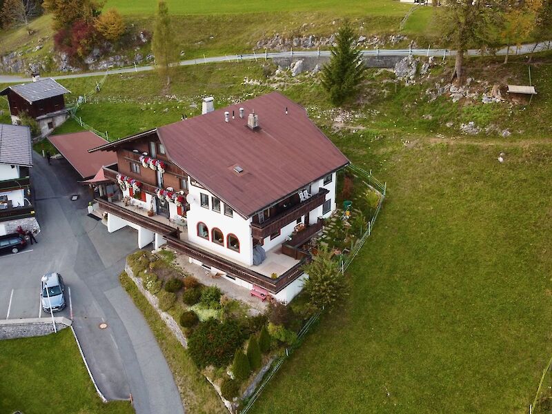 INVESTMENT PROPERTY Guest house rented all year round, for sale