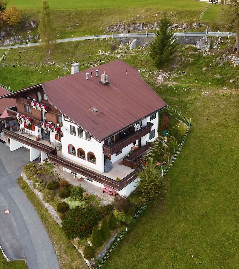 INVESTMENT PROPERTY Guest house rented all year round, for sale