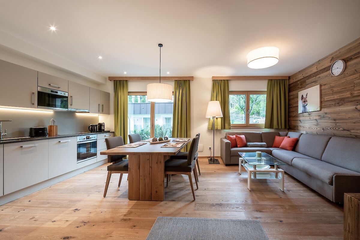 Ground floor apartment approved for short-term rental, right next to the cable car