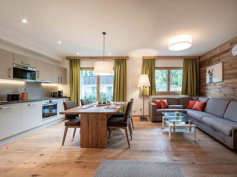 Ground floor apartment approved for short-term rental, right next to the cable car