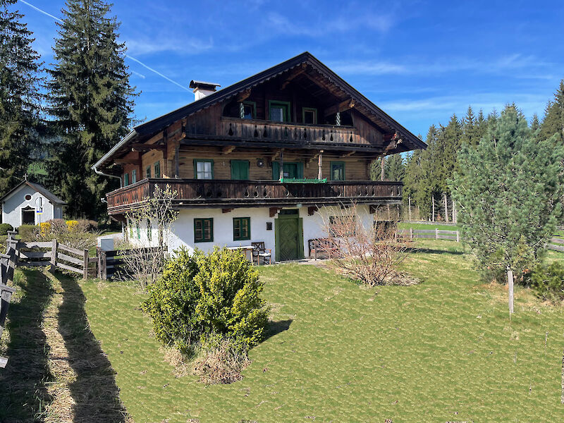 FREIZEITWOHNSITZ - Grundstück - Altbestand direkt am Golfplatz in Westendorf