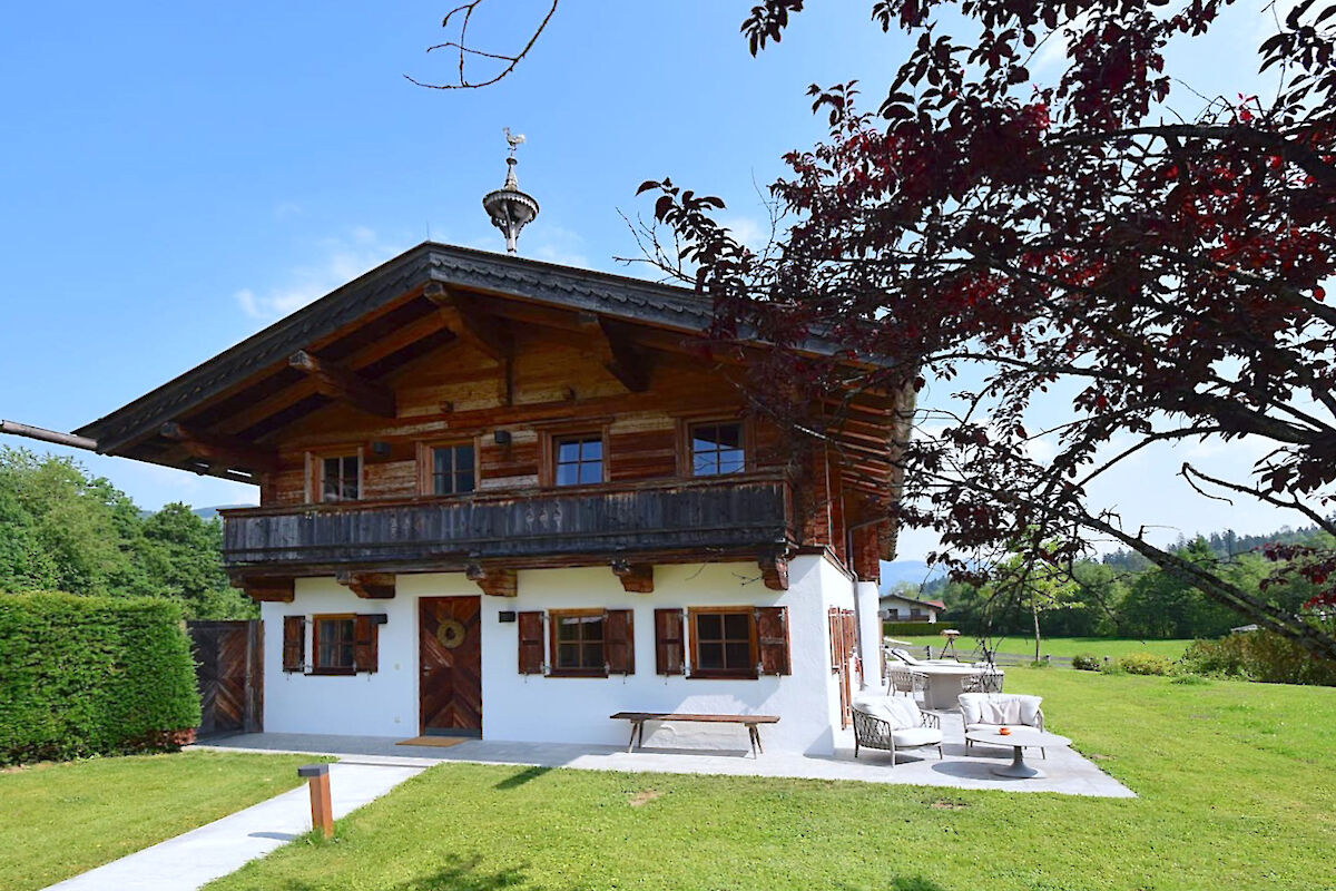 Country house with Kaiserblick in a wonderful quiet and sunny location