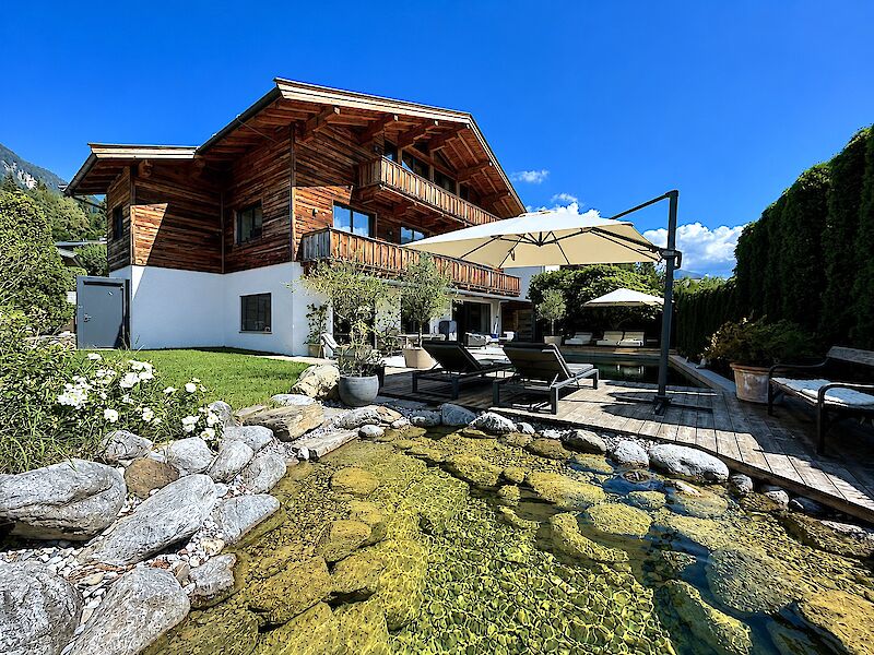Luxury villa with pool on the sunny side of Kitzb