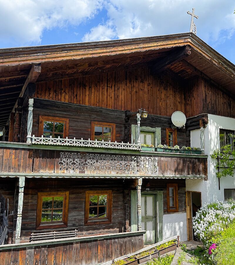 Rare - Old stock in a central location in Kirchberg