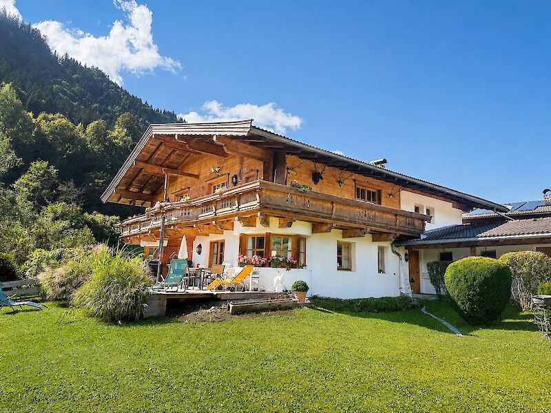 FREIZEITWOHNSITZ  Dachgeschosswohnung in der Nähe des Golfplatzes Eichenheim
